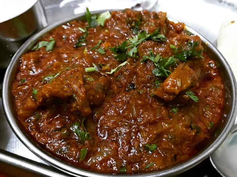 Kolhapuri Mutton Curry Pure Indian Recipe From IndianYug   Kolhapuri Mutton Curry 768x575 