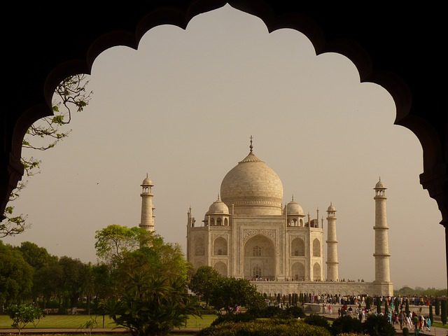 Shah Jahan planned to build a Black Taj Mahal