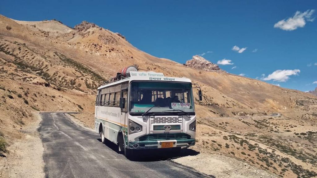 Manali Leh Bus Service