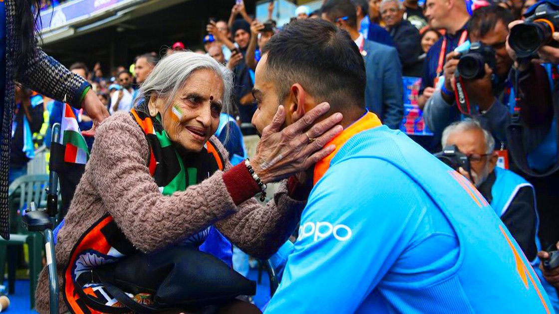 cropped This 87 year old indian cricket fan is breaking the internet