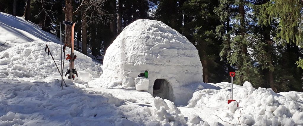 Maintaining Igloo in Manali