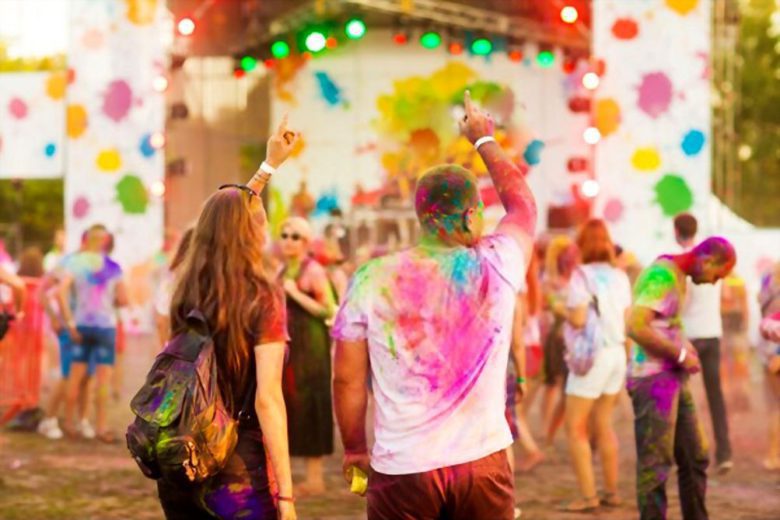 10 Amazing Places to Celebrate Holi in India (2024) in its Full Glory