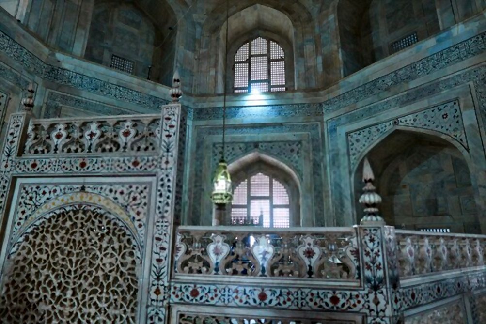 The graves of Taj Mahal