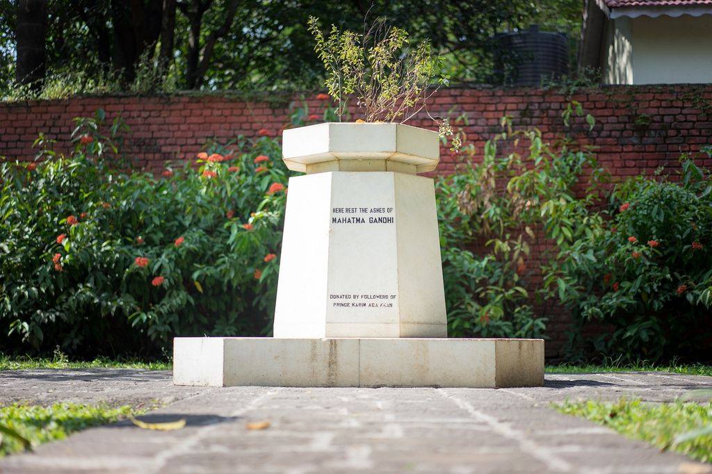 Ashes of Gandhi at Aga Khan Palace