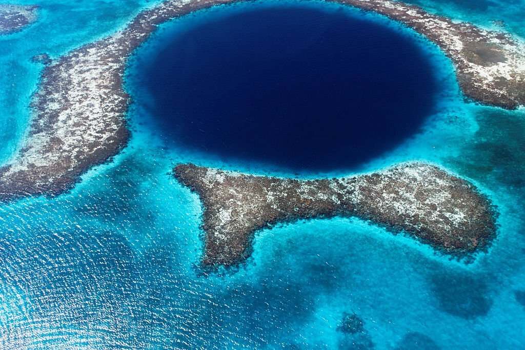 The Great Blue Hole in Belize